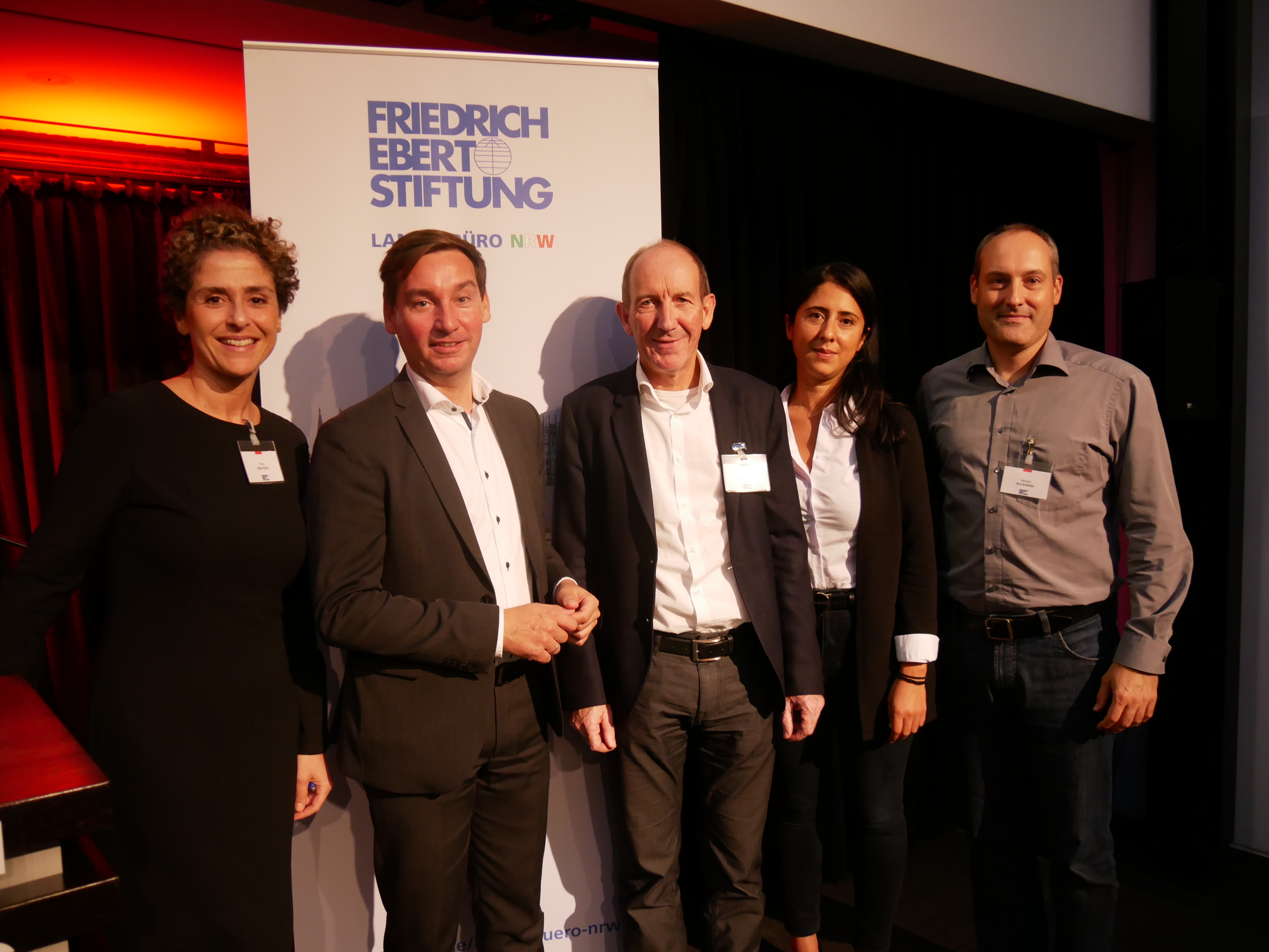 v.l.n.r.: Nora Abu-Oun, Sebastian Hartmann, Prof. Dr. Hilmar Schneider, Sara Zorlu, Michael Korsmeier
